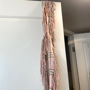 Burberry 100 percent cashmere scarf baby pink